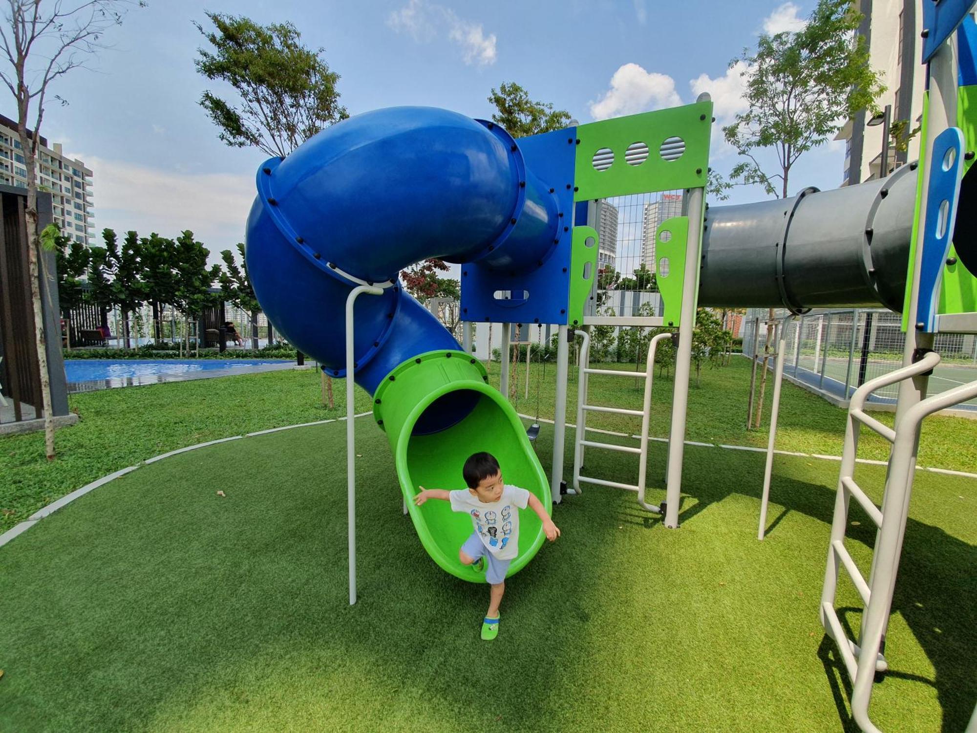 Highpark Suites At Petaling Jaya, Kelana Jaya By Plush Exterior foto